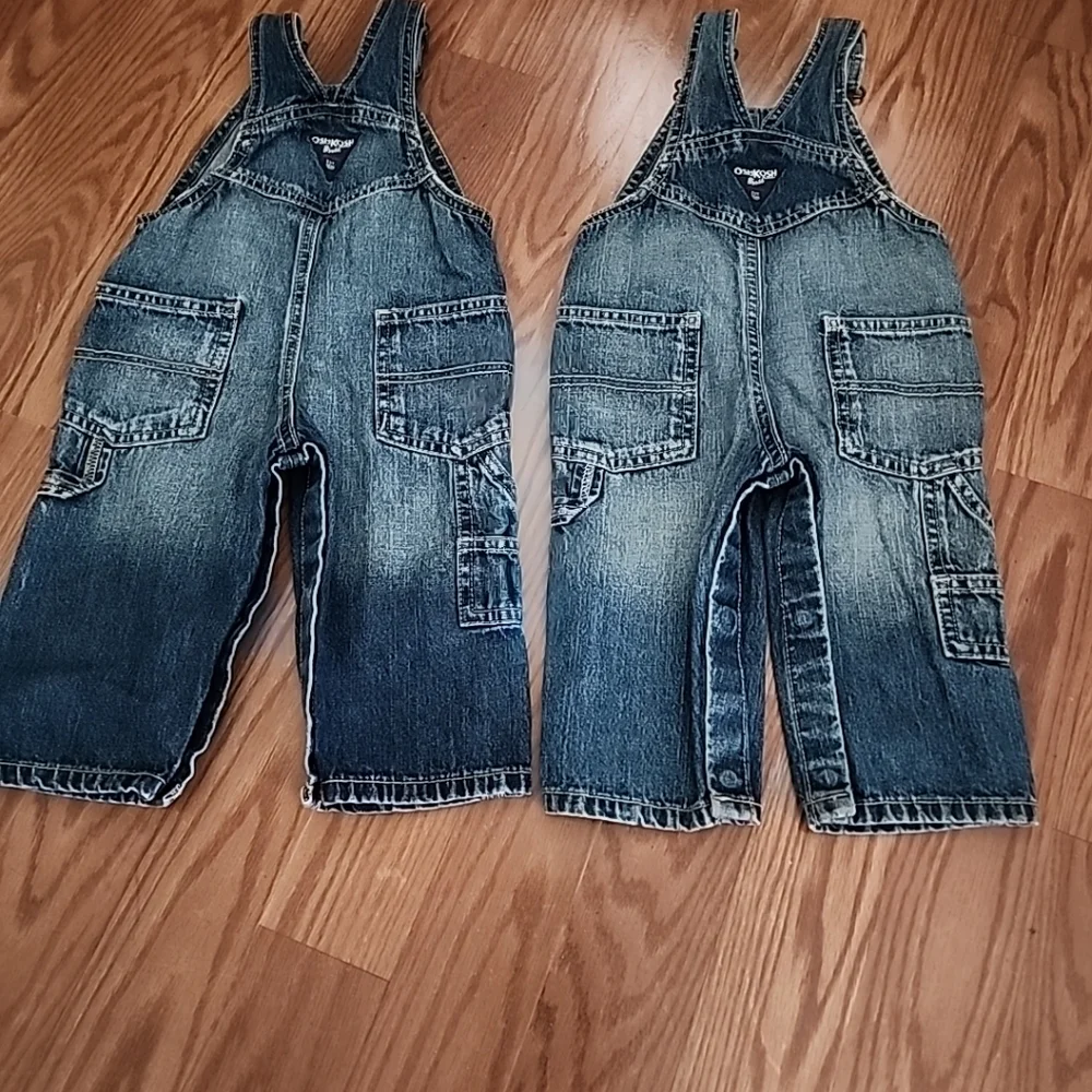 Oshkosh B’Gosh‎ overalls 2 pairs size 9mo Vestbak jean